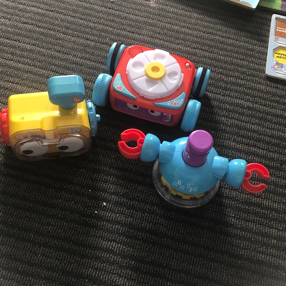 Fisher Price Learning Robot Toy ❣️Ship Alone❣️